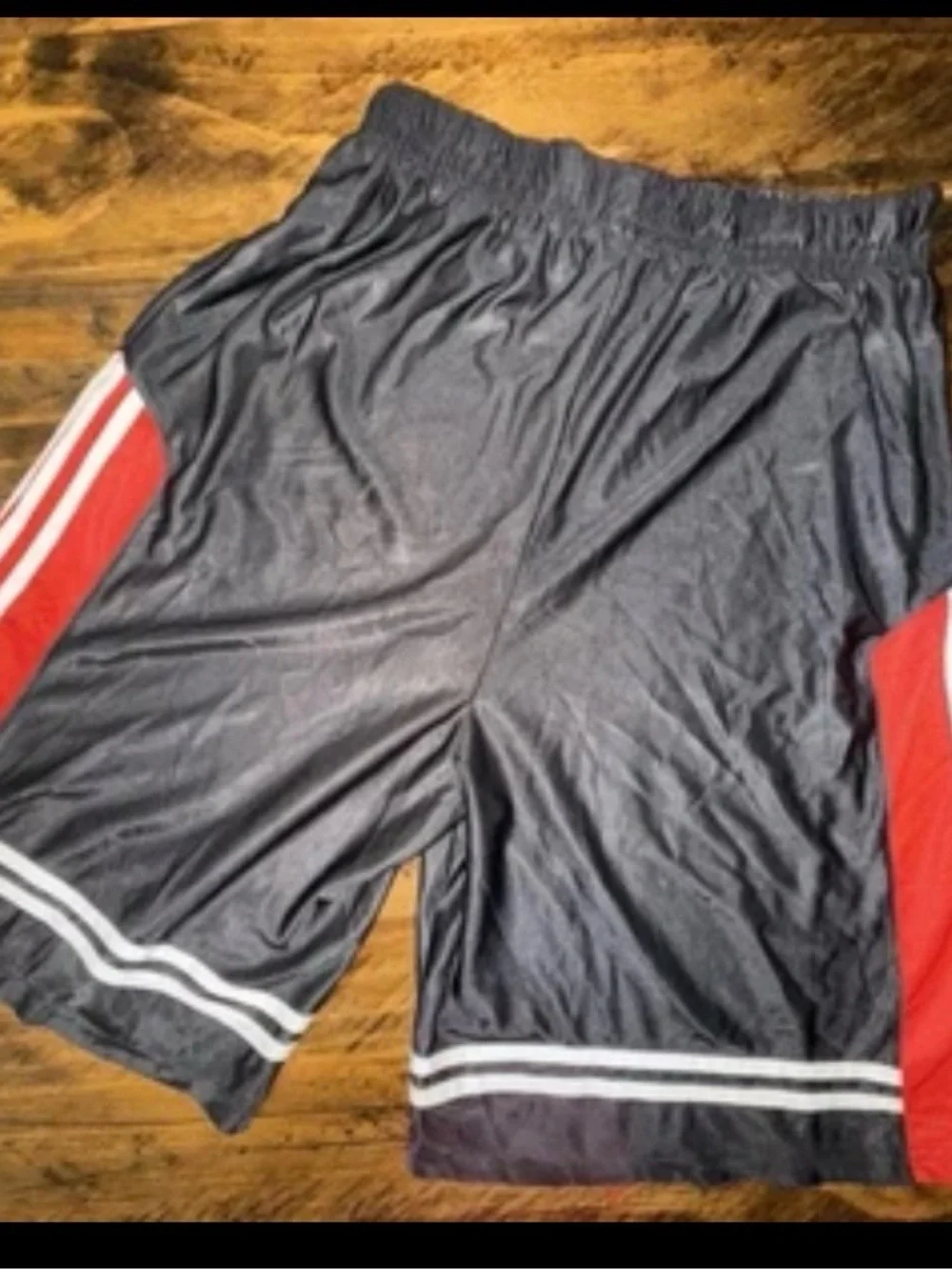 Retro Vintage Air Jordan Silky Basketball Shorts Men’s Medium Black Red Y2K